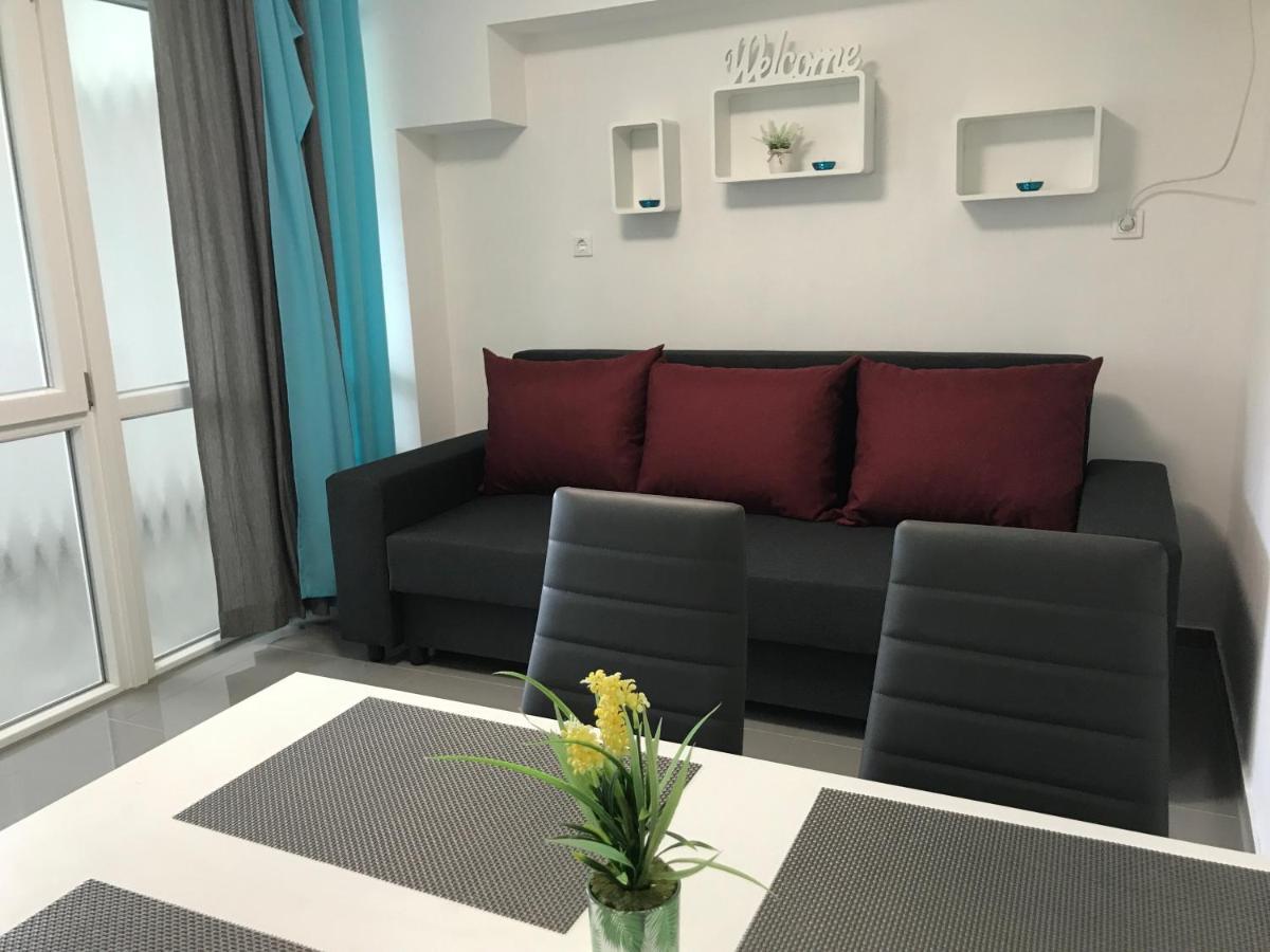 Tisza Gyongye Apartmanhaz Lägenhet Szeged Exteriör bild